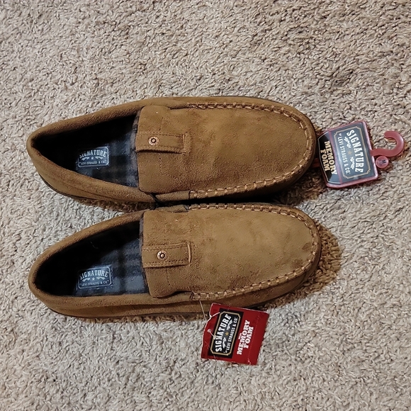 Levis Venetian Moccasin Slippers 